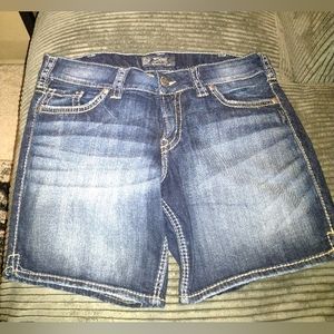 Silver Suki Jean Short Size 33